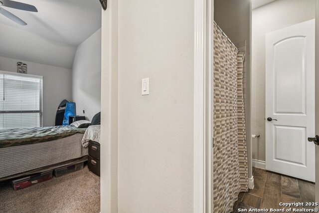 Image 31 of 49 For 1706 Crystal Bridges