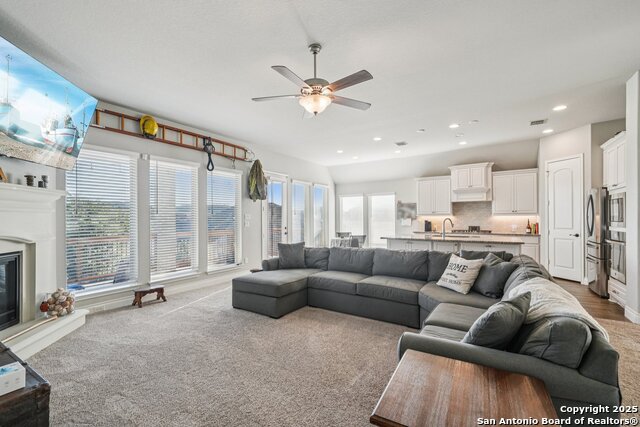 Image 6 of 49 For 1706 Crystal Bridges