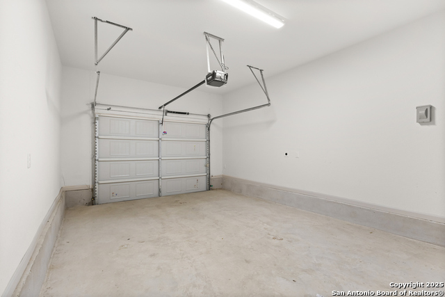 Image 19 of 22 For 7620 Magnolia Village  102