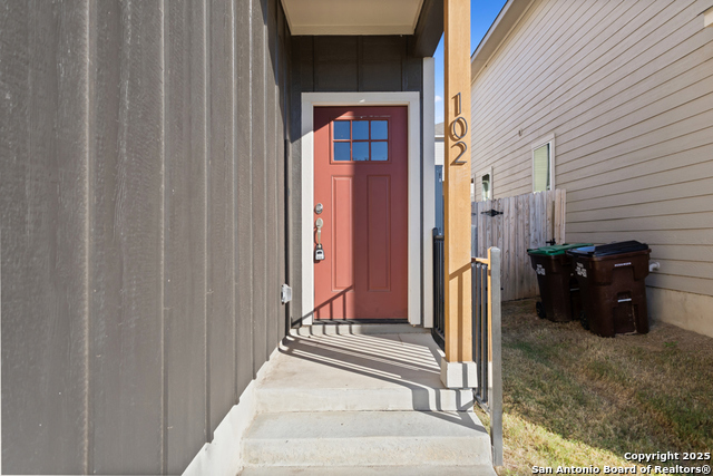 Image 3 of 22 For 7620 Magnolia Village  102