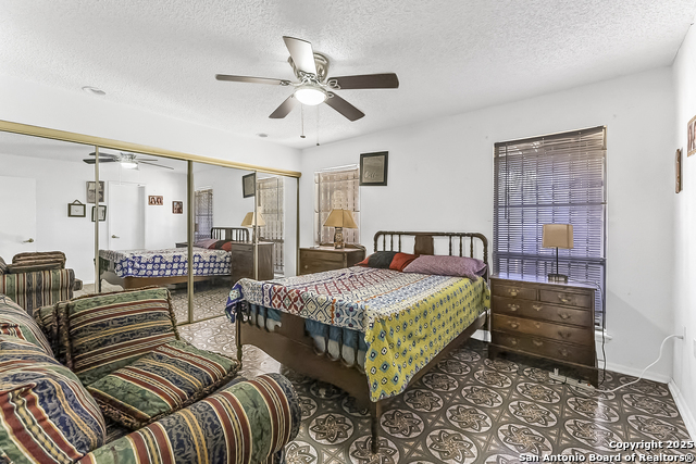 Image 18 of 24 For 3803 Barrington  5b