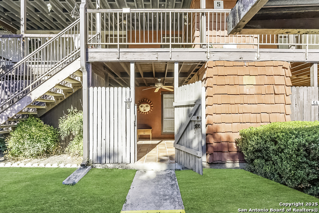 Image 2 of 24 For 3803 Barrington  5b