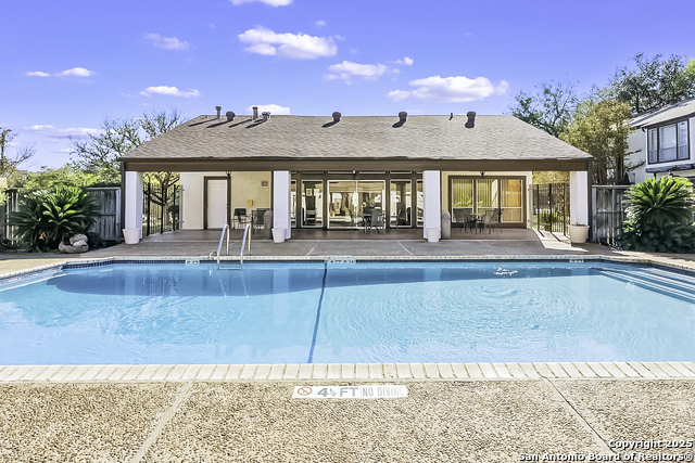 Image 20 of 24 For 3803 Barrington  5b