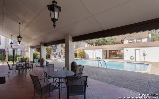 Image 22 of 24 For 3803 Barrington  5b