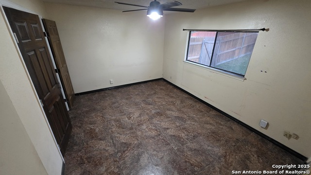 Image 4 of 25 For 3522 Foxbriar