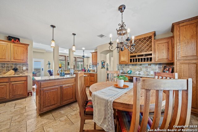 Image 10 of 45 For 205 Cody