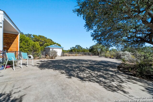 Image 21 of 45 For 205 Cody