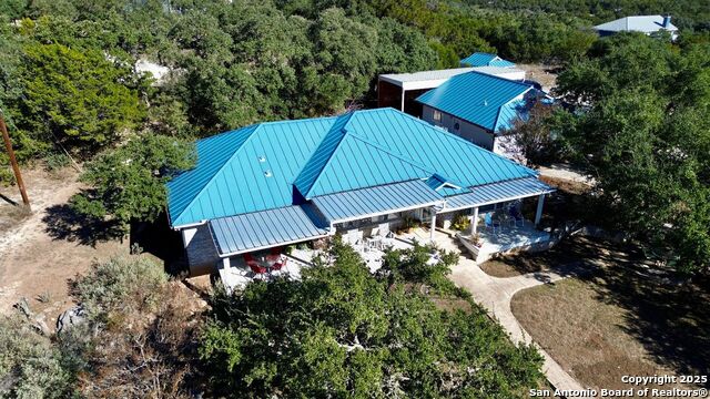 Image 37 of 45 For 205 Cody