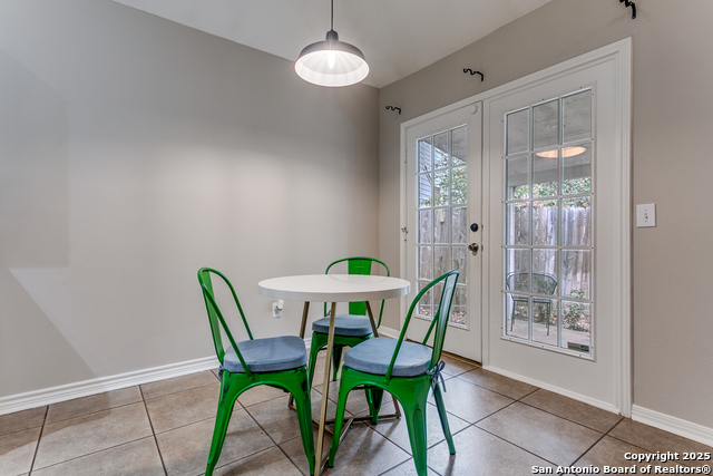 Image 12 of 27 For 3011 Fall Crest Dr.