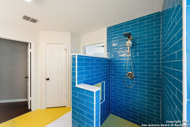 Image 21 of 32 For 2034 Thicket Trail