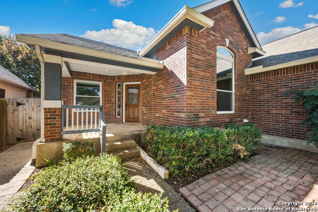 Image 5 of 32 For 2034 Thicket Trail