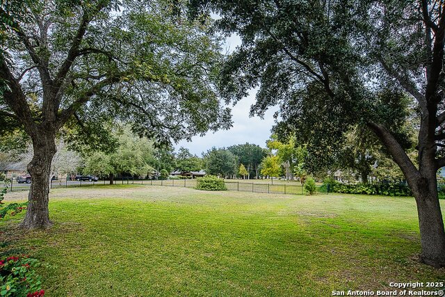 Listing photo id 1 for 0 Royal George