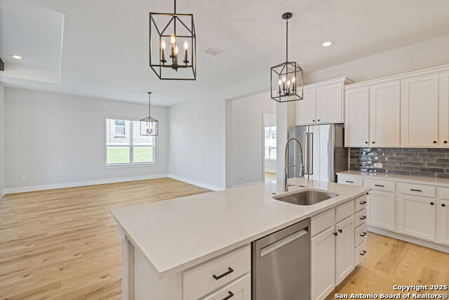 Image 5 of 18 For 305 Lawrence Drive