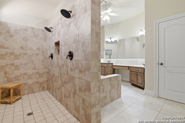 Image 16 of 34 For 26315 Silver Cloud