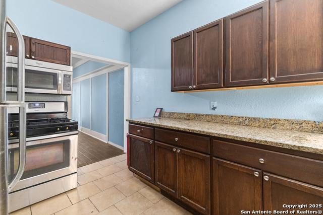 Image 12 of 33 For 534 Magnolia