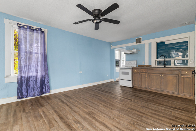 Image 17 of 33 For 534 Magnolia