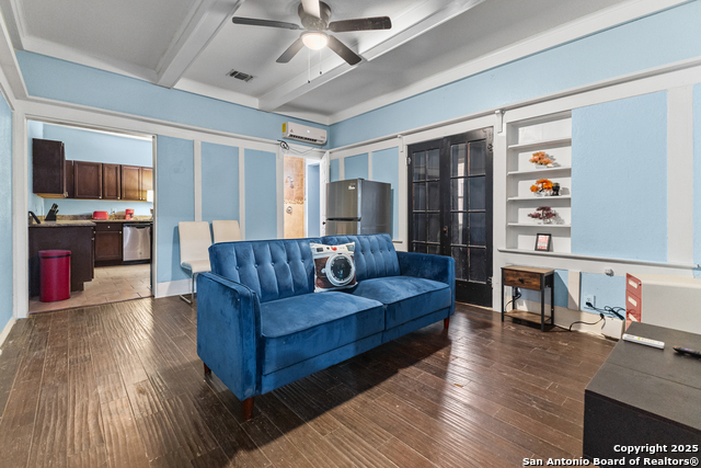 Image 6 of 33 For 534 Magnolia