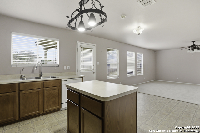 Image 4 of 25 For 115 Venezia