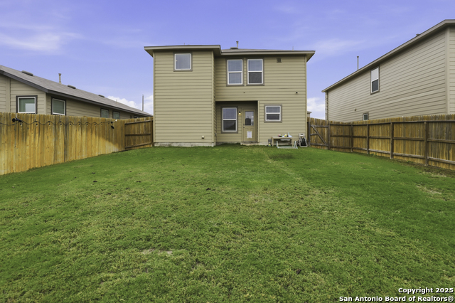 Image 17 of 19 For 5839 Kendall Prairie