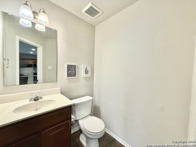 Image 27 of 27 For 8114 Apex Vw