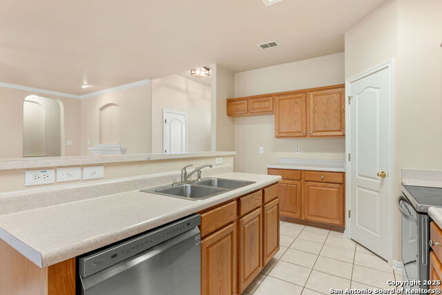 Image 4 of 28 For 9331 Vinca Pass