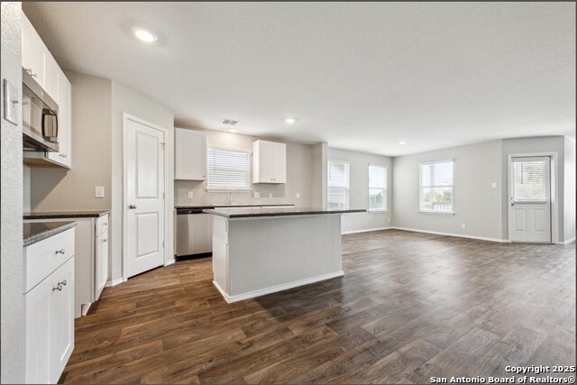 Image 2 of 19 For 15418 Crimson Topaz