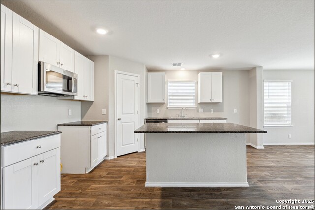 Image 3 of 19 For 15418 Crimson Topaz