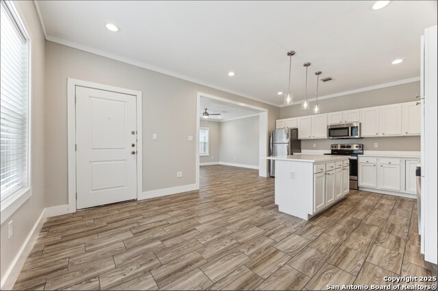 Image 4 of 20 For 1416 Burleson