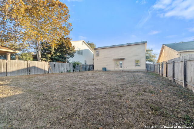 Image 16 of 19 For 203 Shadbush St