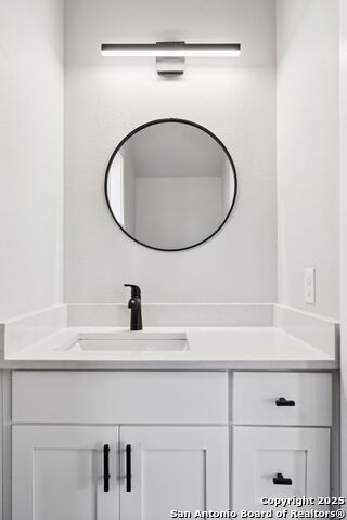 Image 19 of 40 For 803 Indiana