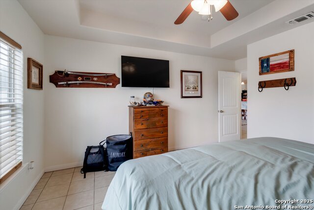 Image 20 of 32 For 6016 Apache Moon