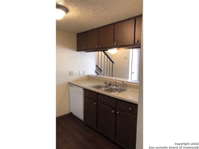 Image 11 of 11 For 4504 Hunt Cir