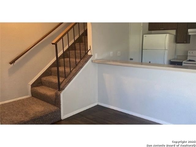 Image 9 of 11 For 4504 Hunt Cir