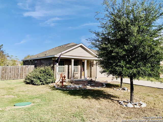 Listing photo id 1 for 5677 Cross Over