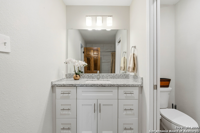 Image 24 of 36 For 13814 Crested Rise