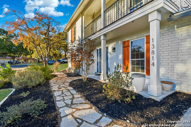 Image 3 of 36 For 13814 Crested Rise