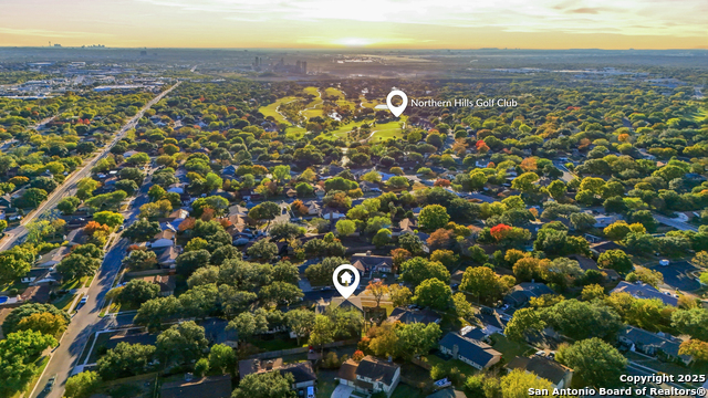 Image 32 of 36 For 13814 Crested Rise