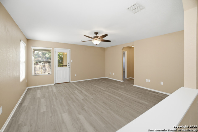 Image 10 of 21 For 5843 Providence Oak