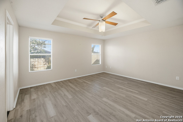 Image 11 of 21 For 5843 Providence Oak