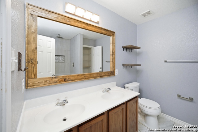 Image 12 of 21 For 5843 Providence Oak