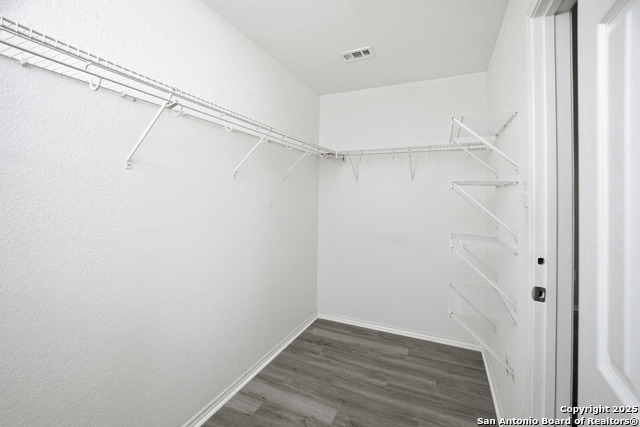 Image 14 of 21 For 5843 Providence Oak