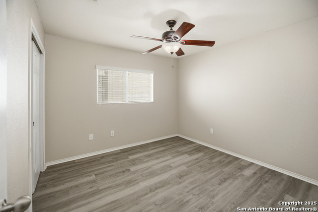 Image 16 of 21 For 5843 Providence Oak