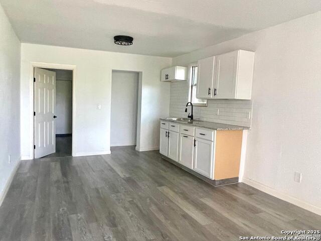 Image 6 of 10 For 3022 El Paso