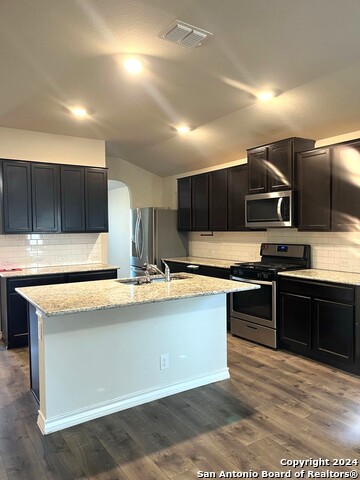 Listing photo id 2 for 13210 Desana Spgs