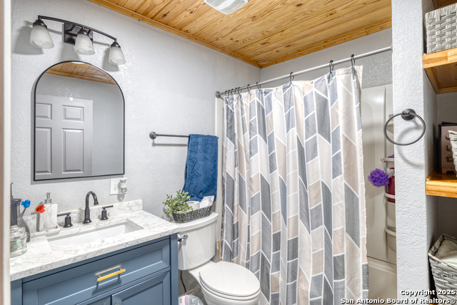 Image 12 of 25 For 806 Park St S