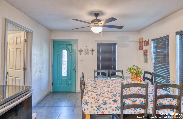 Image 9 of 25 For 806 Park St S