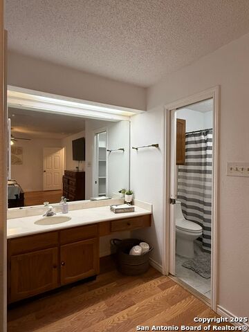 Image 16 of 27 For 4702 Sunny Grove