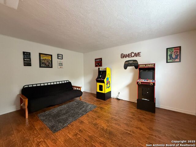 Image 17 of 27 For 4702 Sunny Grove