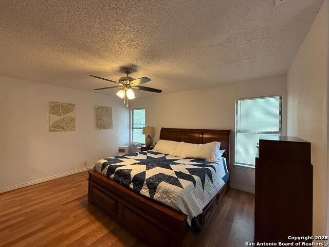 Image 19 of 27 For 4702 Sunny Grove