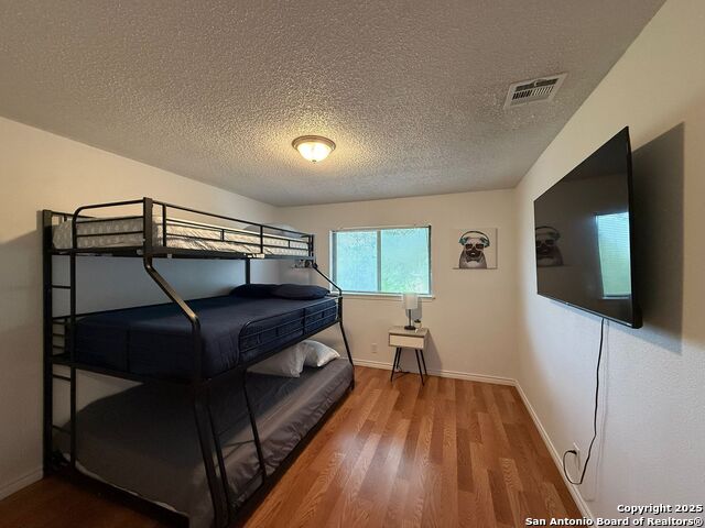 Image 23 of 27 For 4702 Sunny Grove